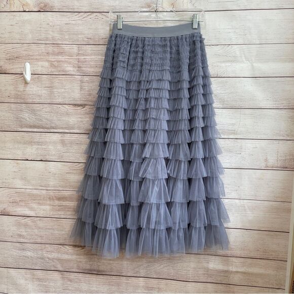 MULTI-TIERED TULLE MAXI SKIRT IN BLUE - Picture 1 of 3